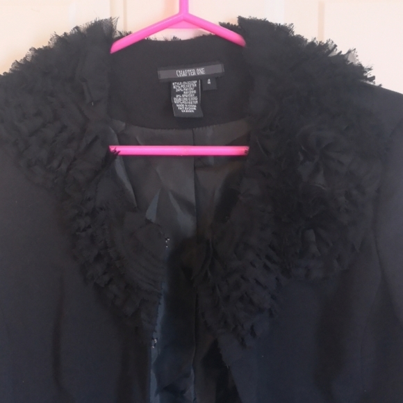 Blazer - Picture 2 of 2